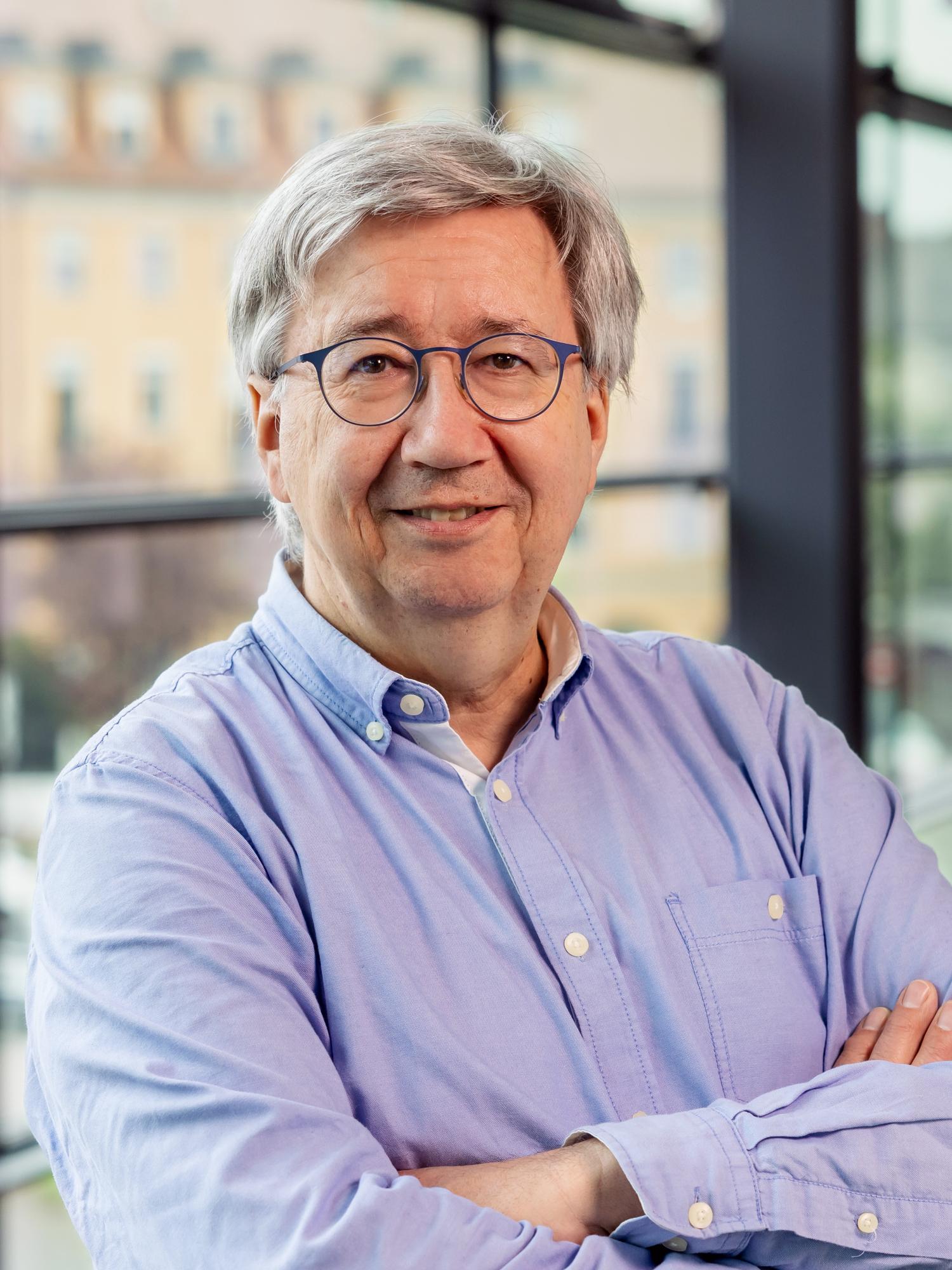 Prof. Dr. Jens Horbach Prof. Dr. Jens Horbach