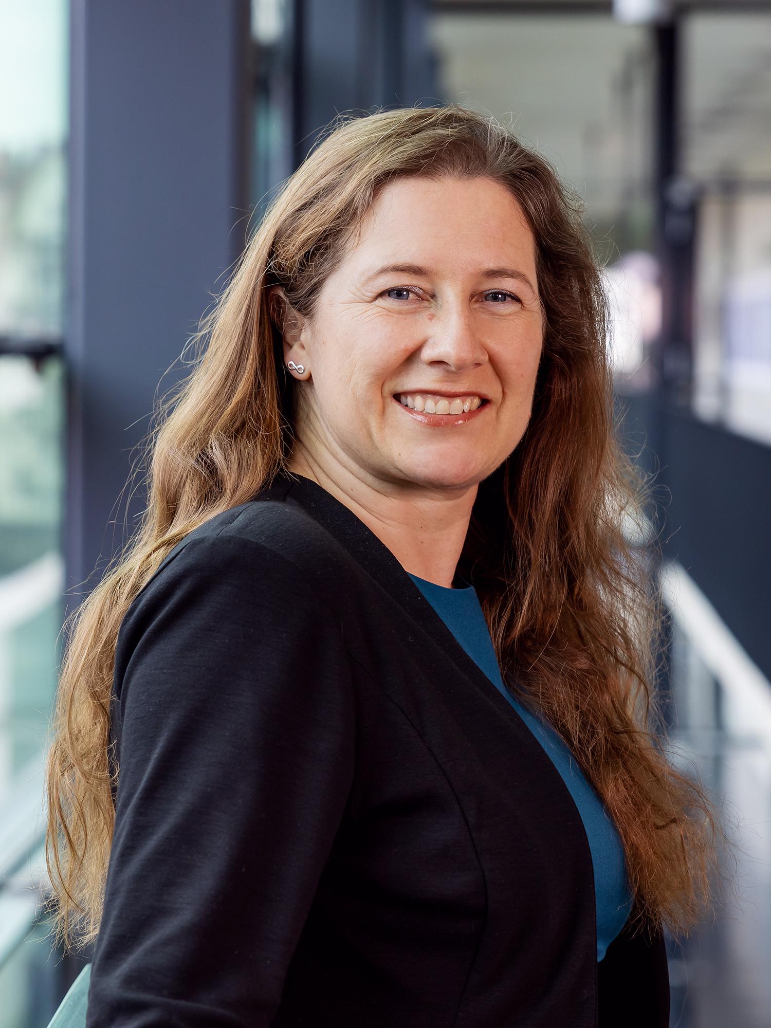 Prof. Dr. Hariet Köstner Prof. Dr. Hariet Köstner
