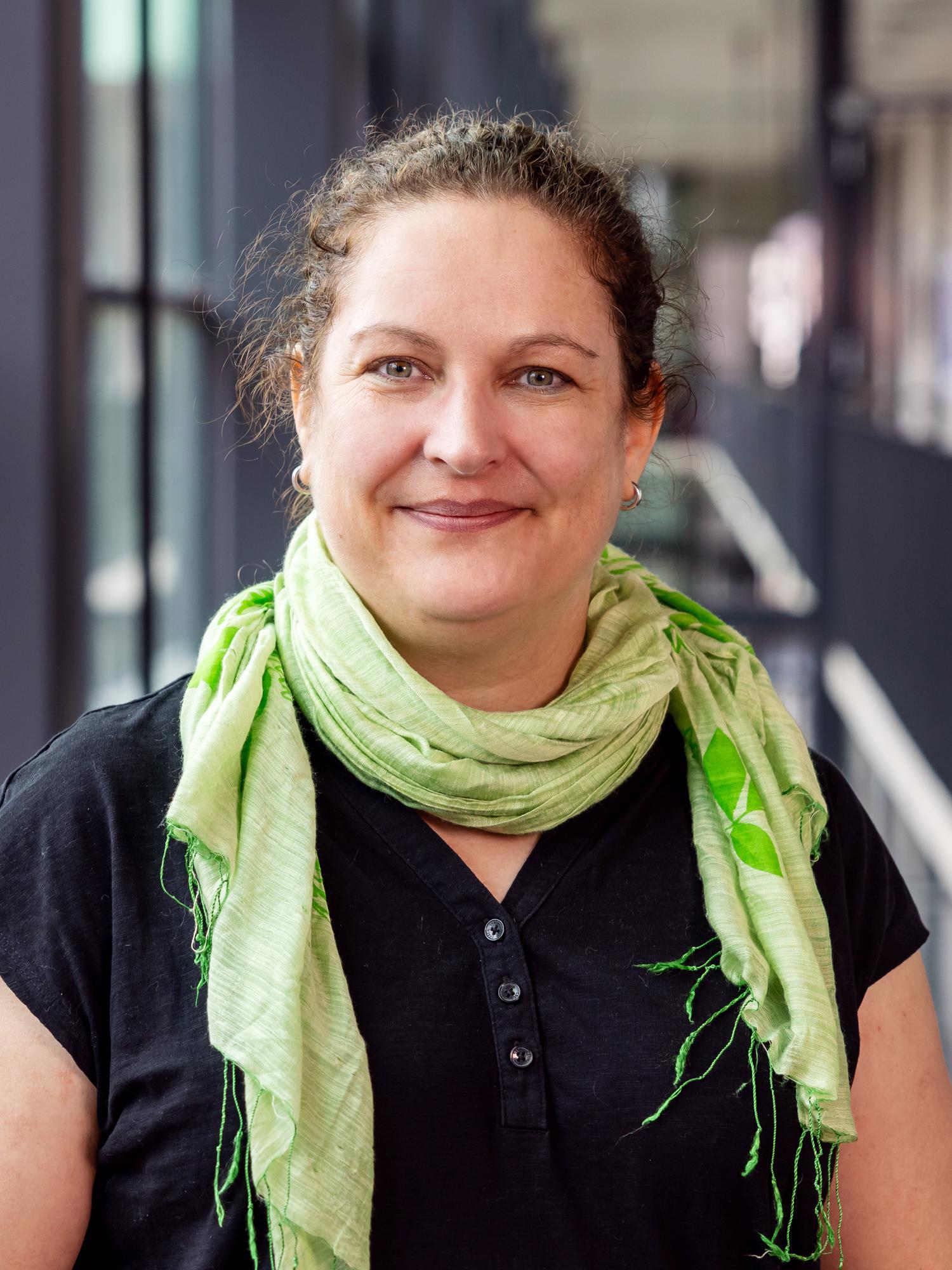 Daniela Hirsch