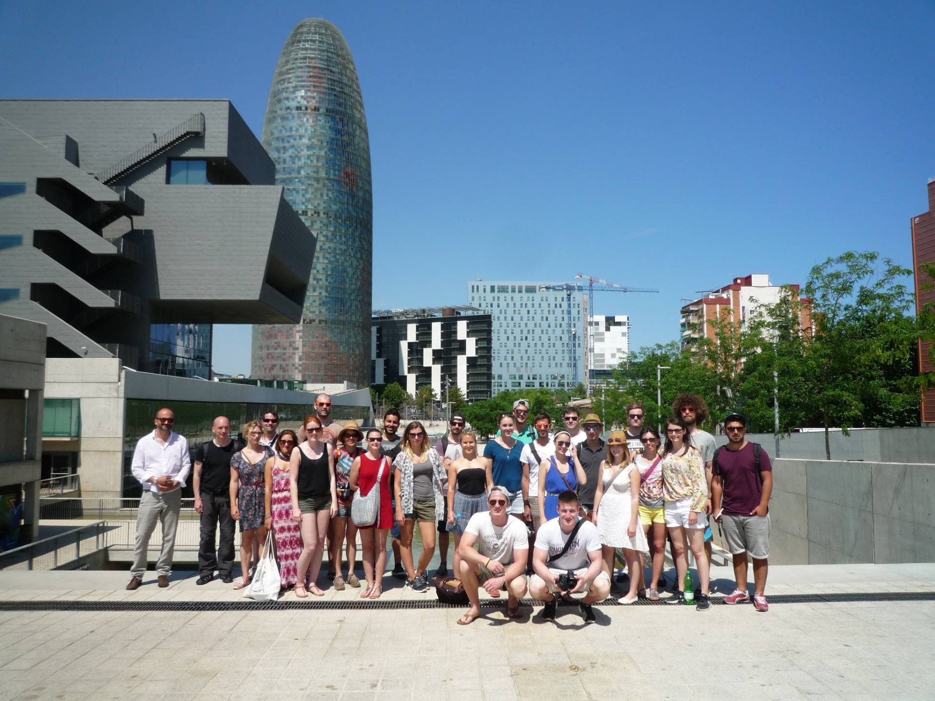 Die Exkursionsgruppe im Technologie- und Innovationsviertel "22@", dem ehemaligen Industriegebiet Poblenou (Foto: J. Müller)