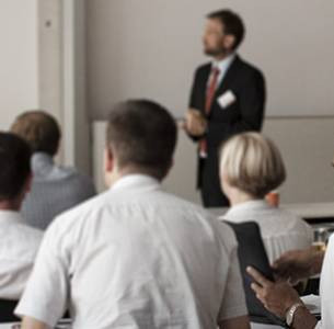Weiterbildung - Fachseminare - berufsbegleitend - Hochschule Augsburg (Foto: Bettina Mader)