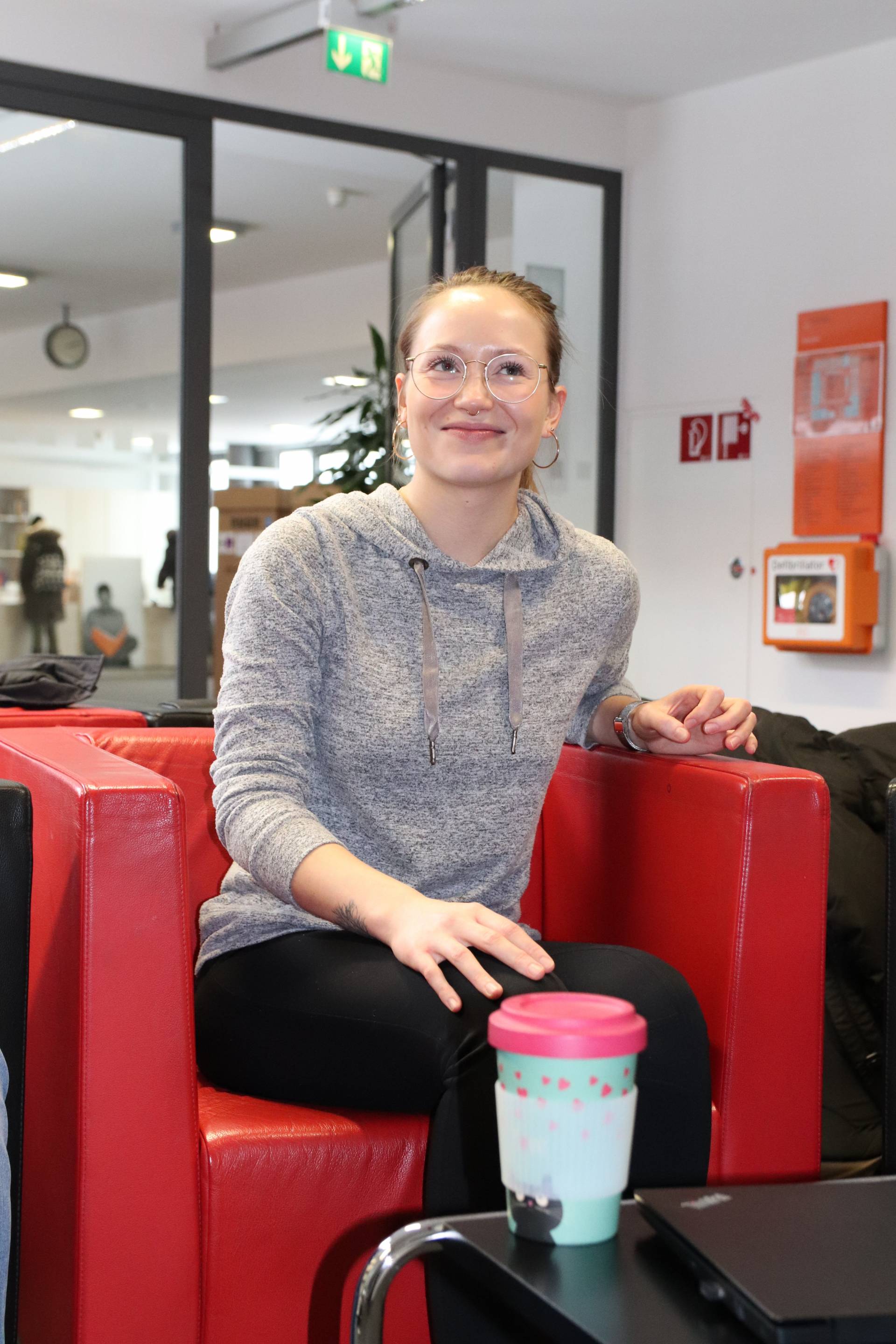 Carolin berichtet über die ersten 100 Tage ihres Studiums. Carolin berichtet über die ersten 100 Tage ihres Studiums.