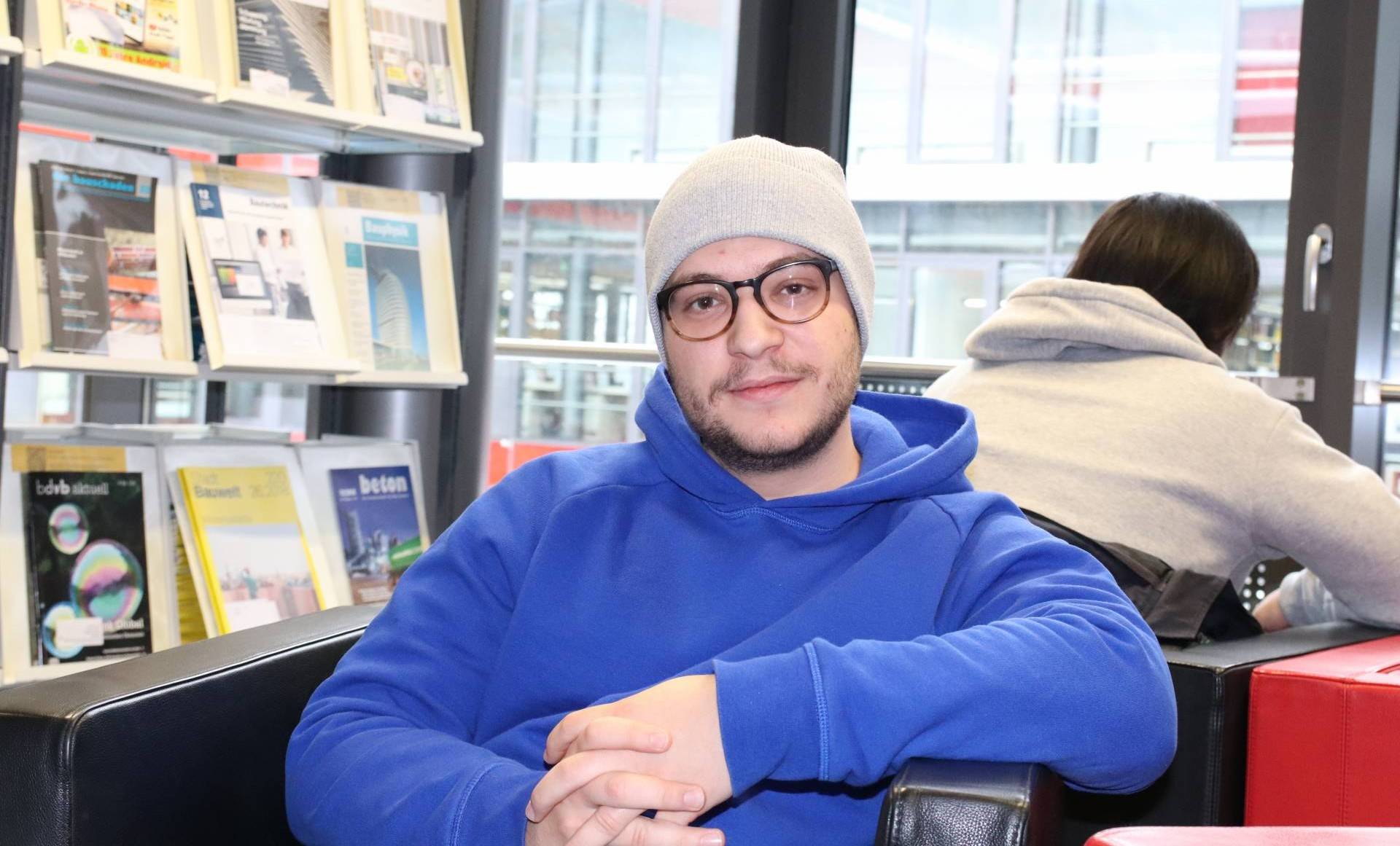 Kilian berichtet von seinem ersten Semester an der Hochschule Augsburg. Kilian berichtet von seinem ersten Semester an der Hochschule Augsburg.