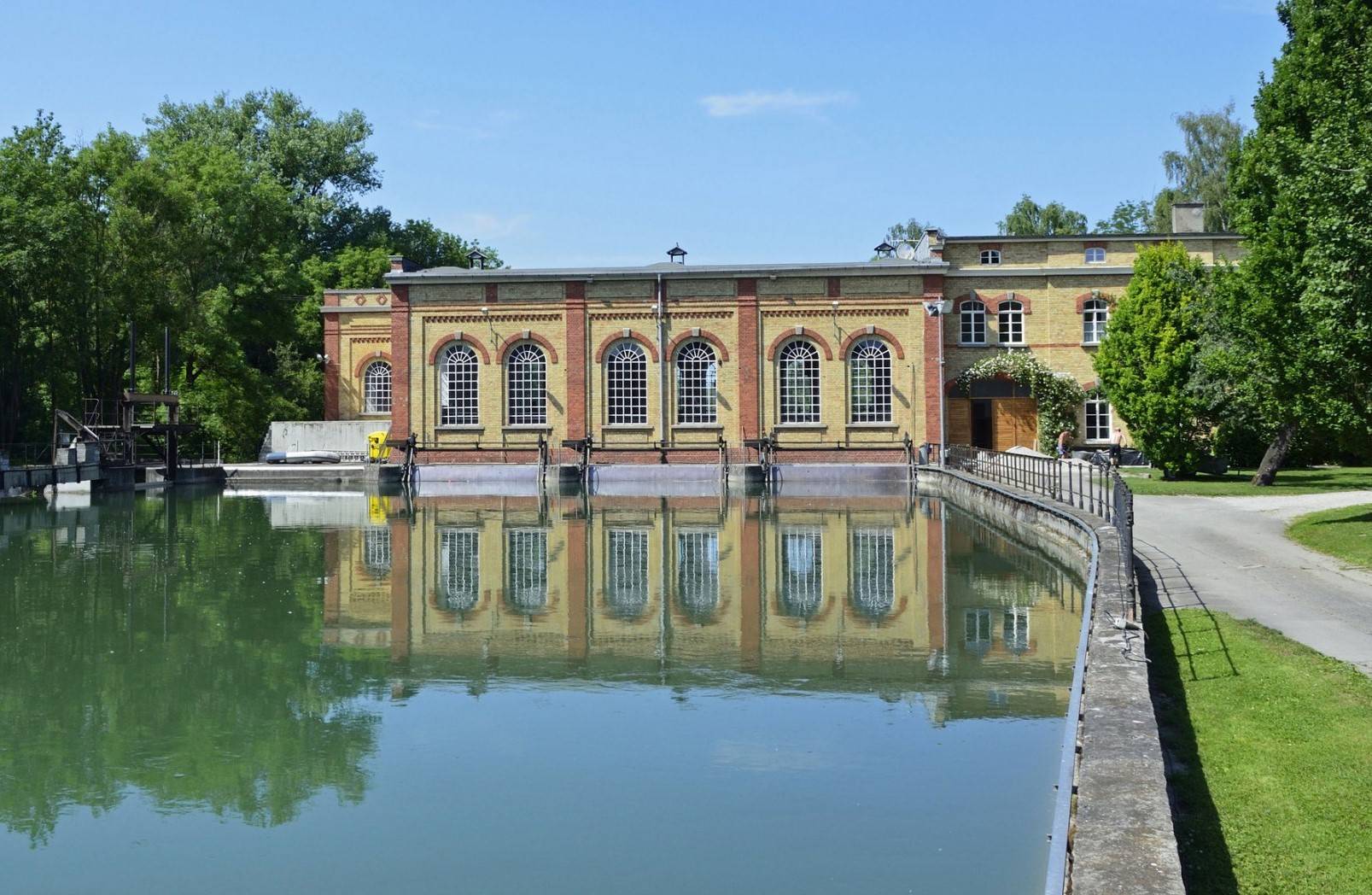 Wasserkraftwerk Wolfzahnau, Bild: traveldia/fotolia 