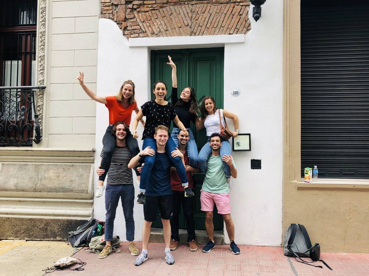 Freunde aus aller Welt (Unternehmungen der INFIUBA dem internationalen Studierendennetzwerk der universidad de Buenos Aires.