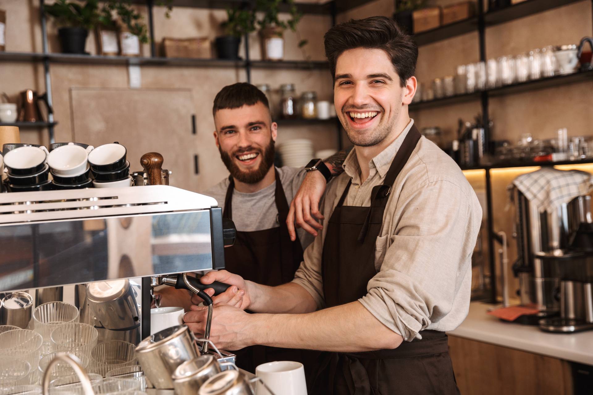 Aushelfen im Cafe