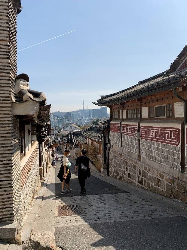  Bukchon Hanok Village