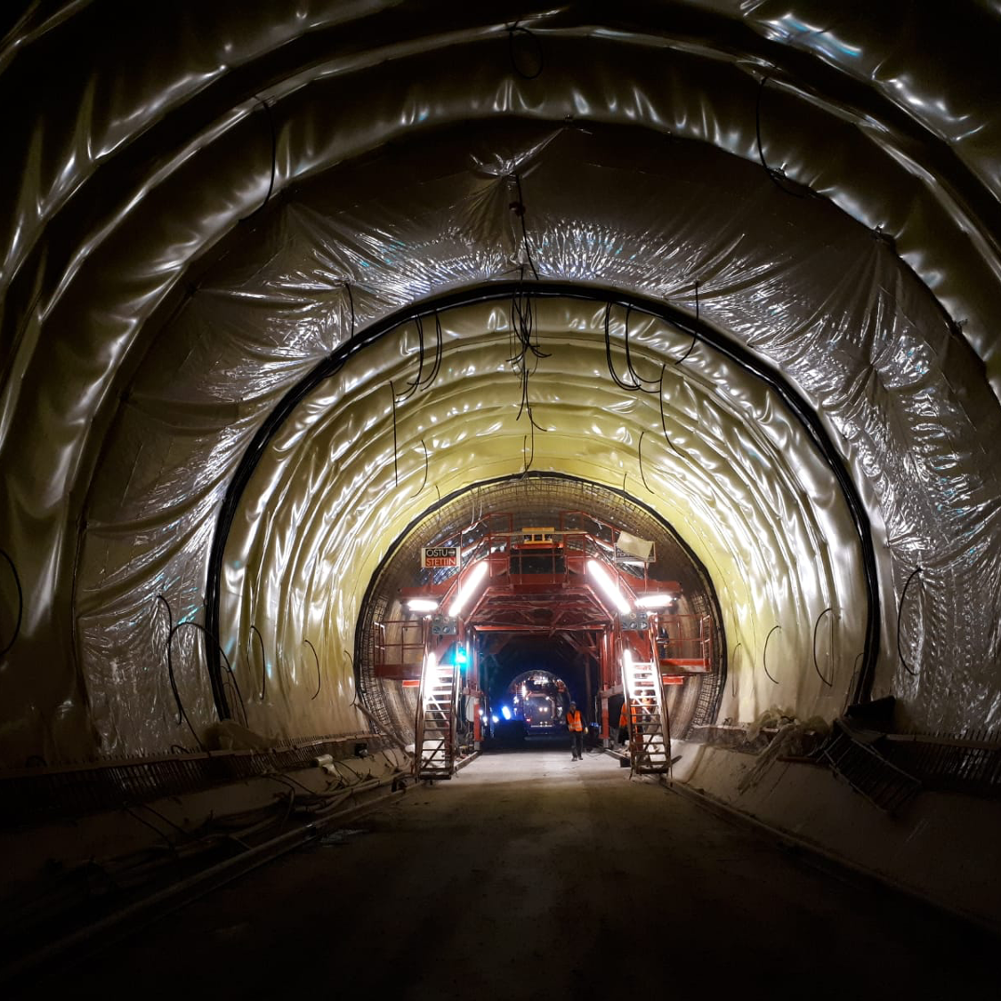 Bauvorgang im Tunnel