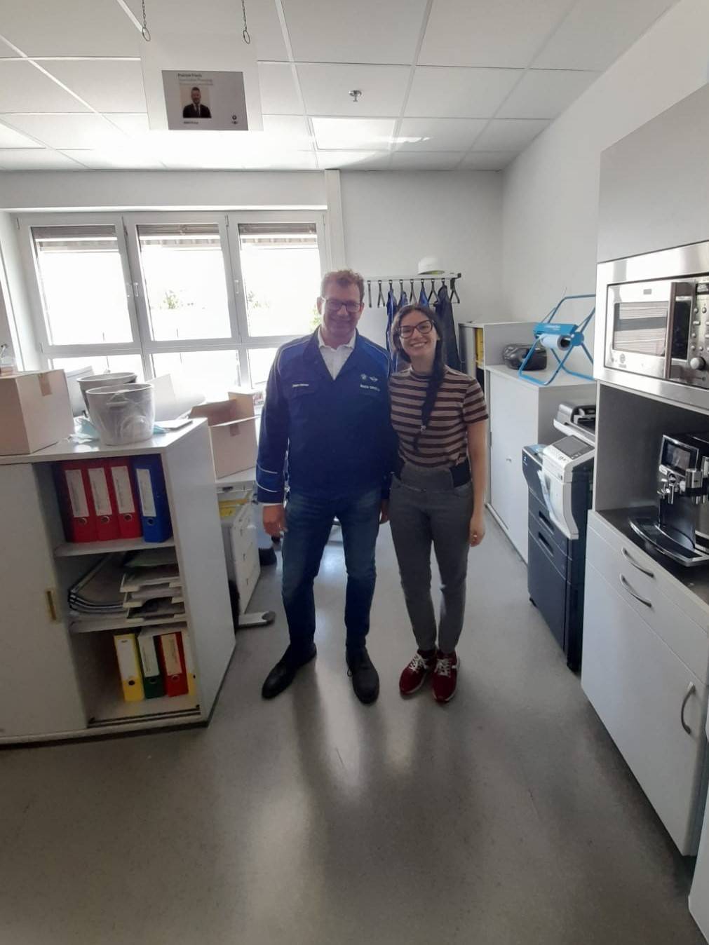 Federica Tomola mit Ihrem Betreuer Jürgen Heinzer von der BMW Group. Foto: Federica Tomola Federica Tomola mit Ihrem Betreuer Jürgen Heinzer von der BMW Group. Foto: Federica Tomola