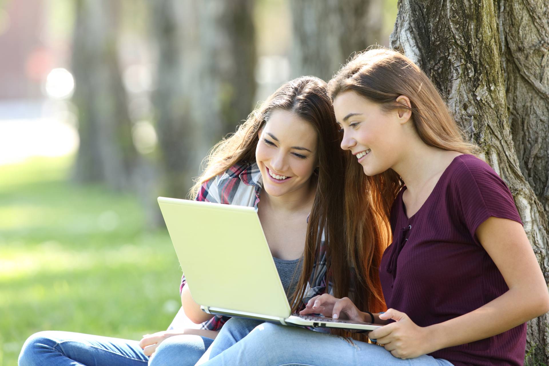 Studentinnen im Gespräch