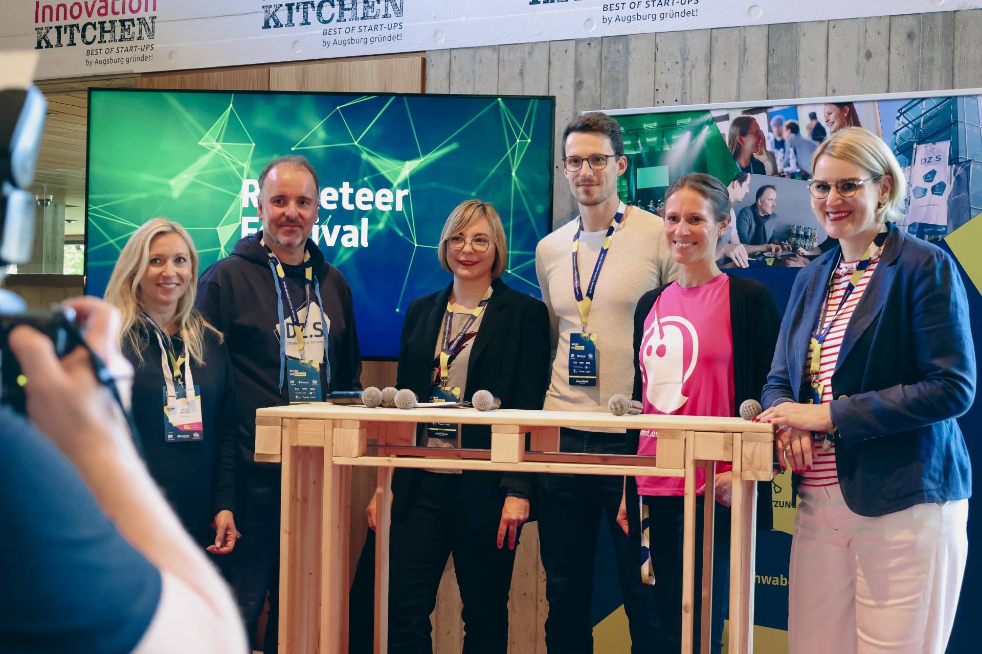 Heide Becker, Stephan Schimpfle, Dr. Simon Lohmüller, Laetitia Ory und Eva Weber