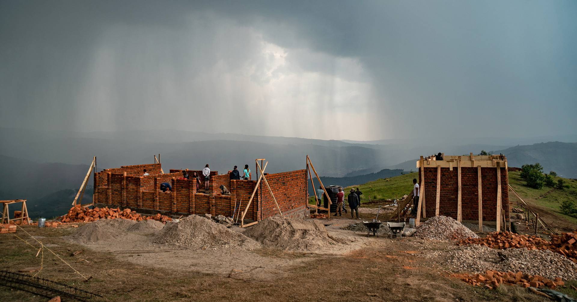 „Planting future“ Ausbildungszentrum & Forstfarm in Buhweju, Uganda