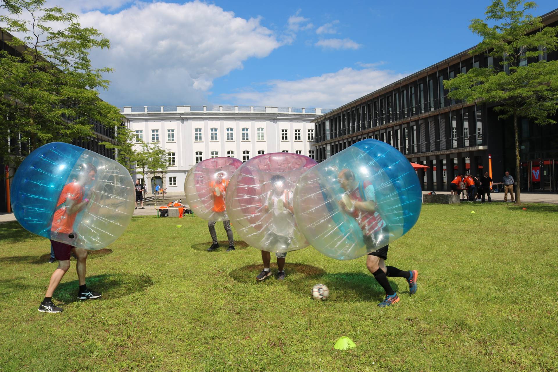 Weltraumfußball