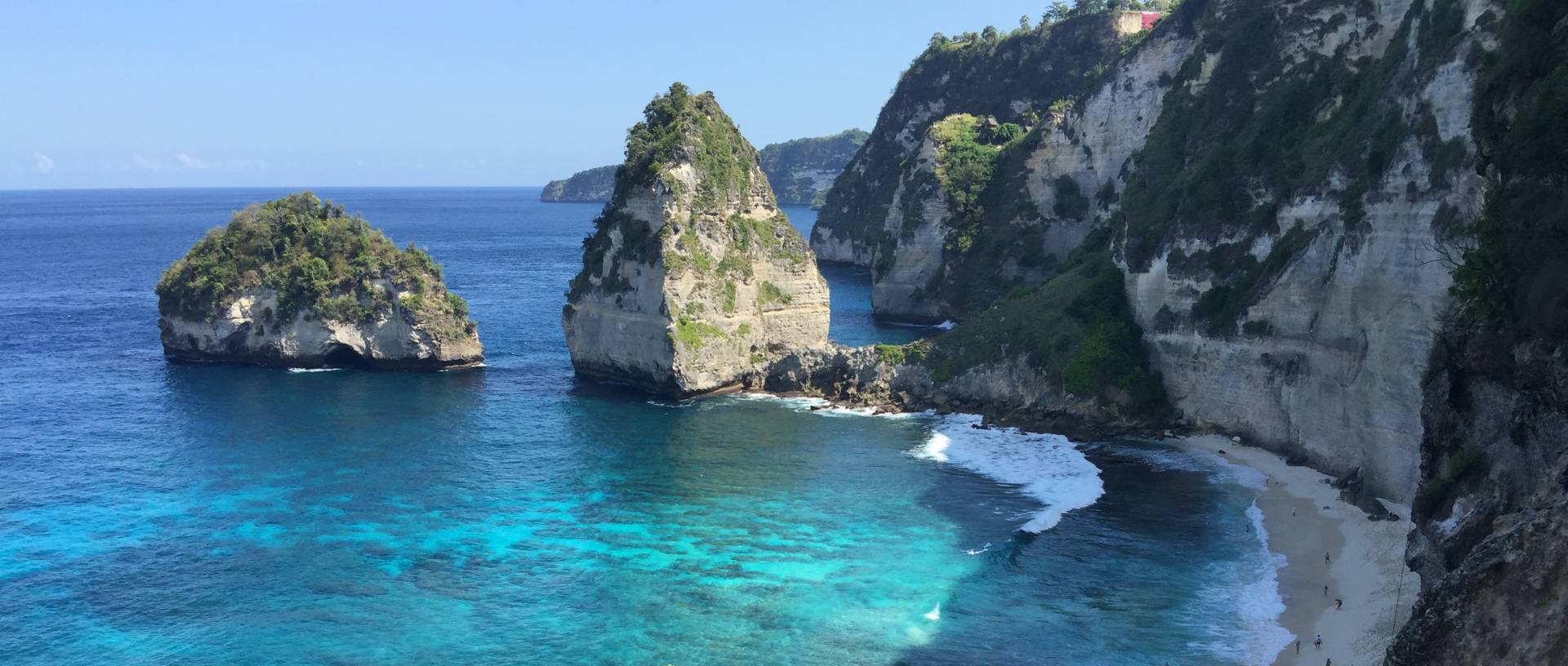 Steilstrand auf Bali