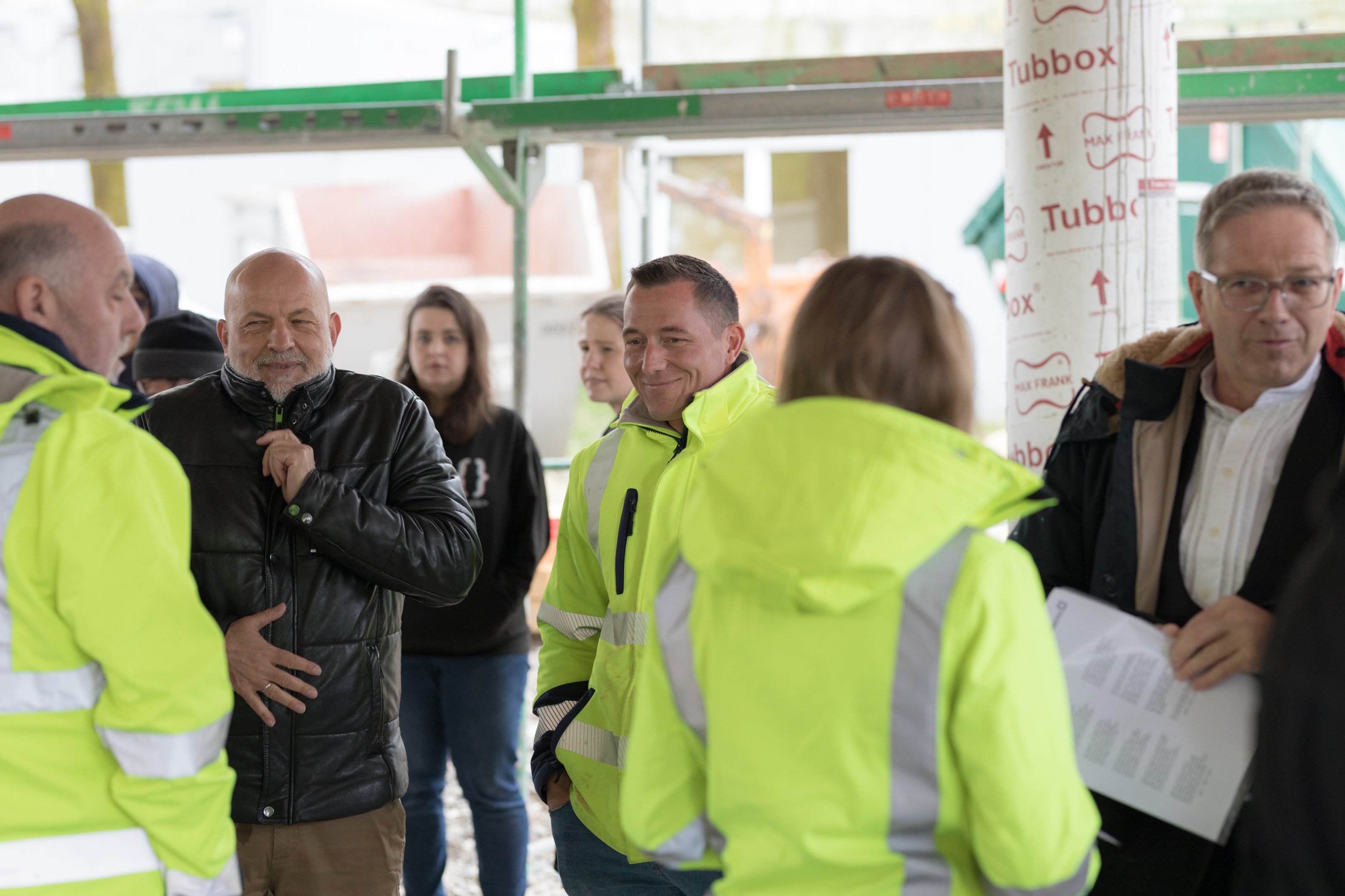 Impressionen vom Richtfest für den Modulbau der THA. Foto: Matthias Leo Impressionen vom Richtfest für den Modulbau der THA. Foto: Matthias Leo