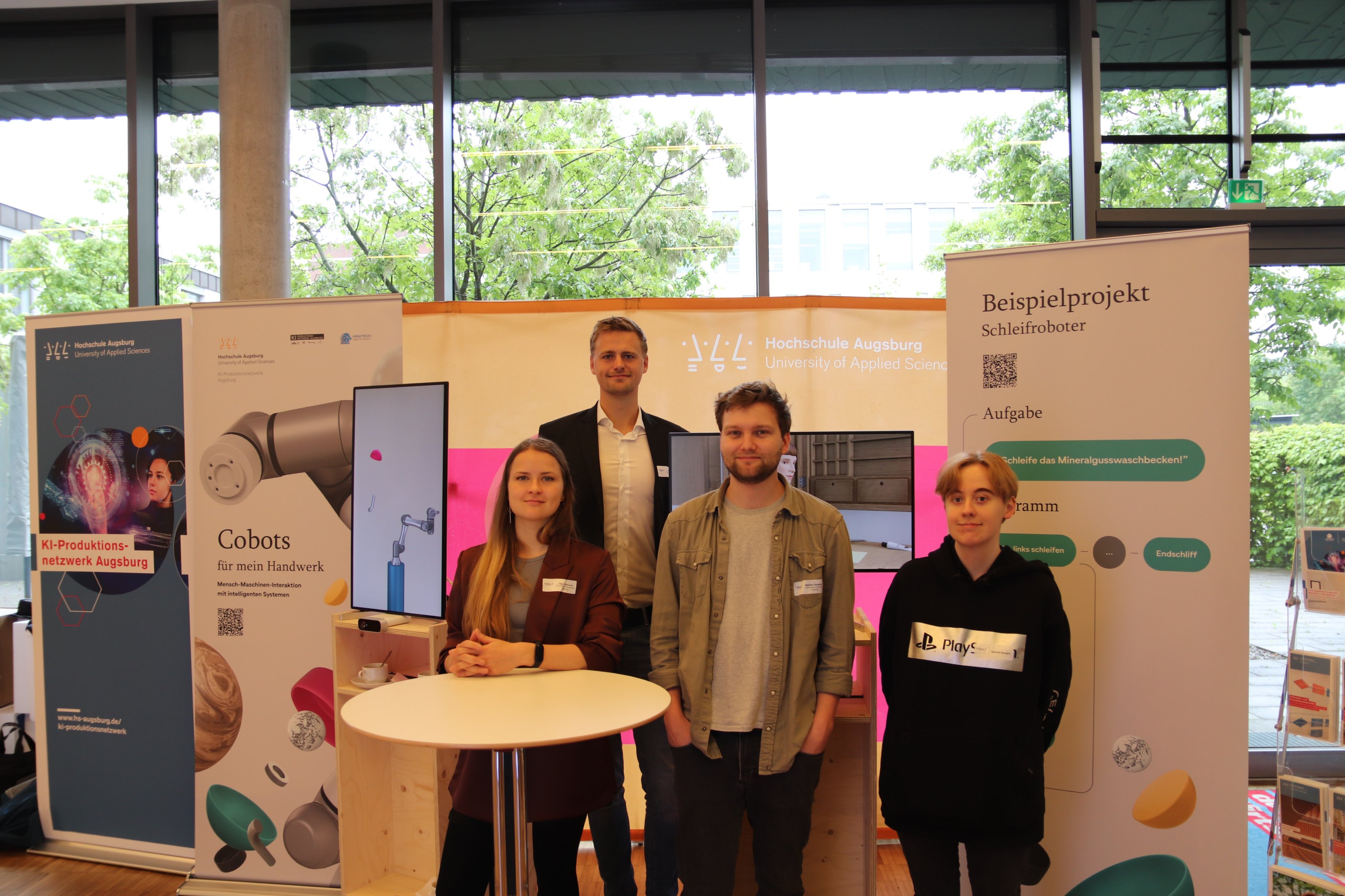 Teammitglieder des Projekts am KI-Produktionsnetzwerk Teammitglieder des Projekts am KI-Produktionsnetzwerk