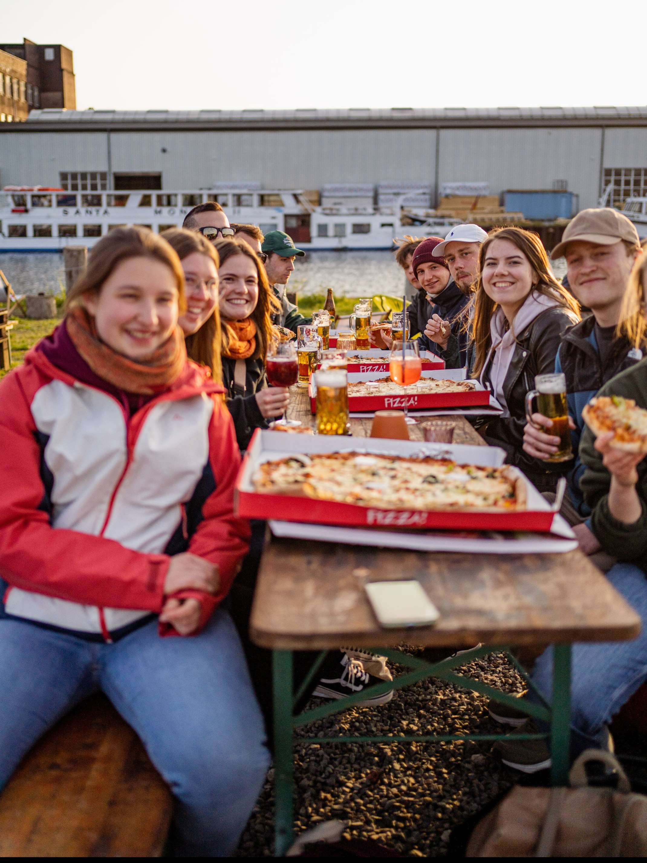 Pizza am Dortmunder Hafen