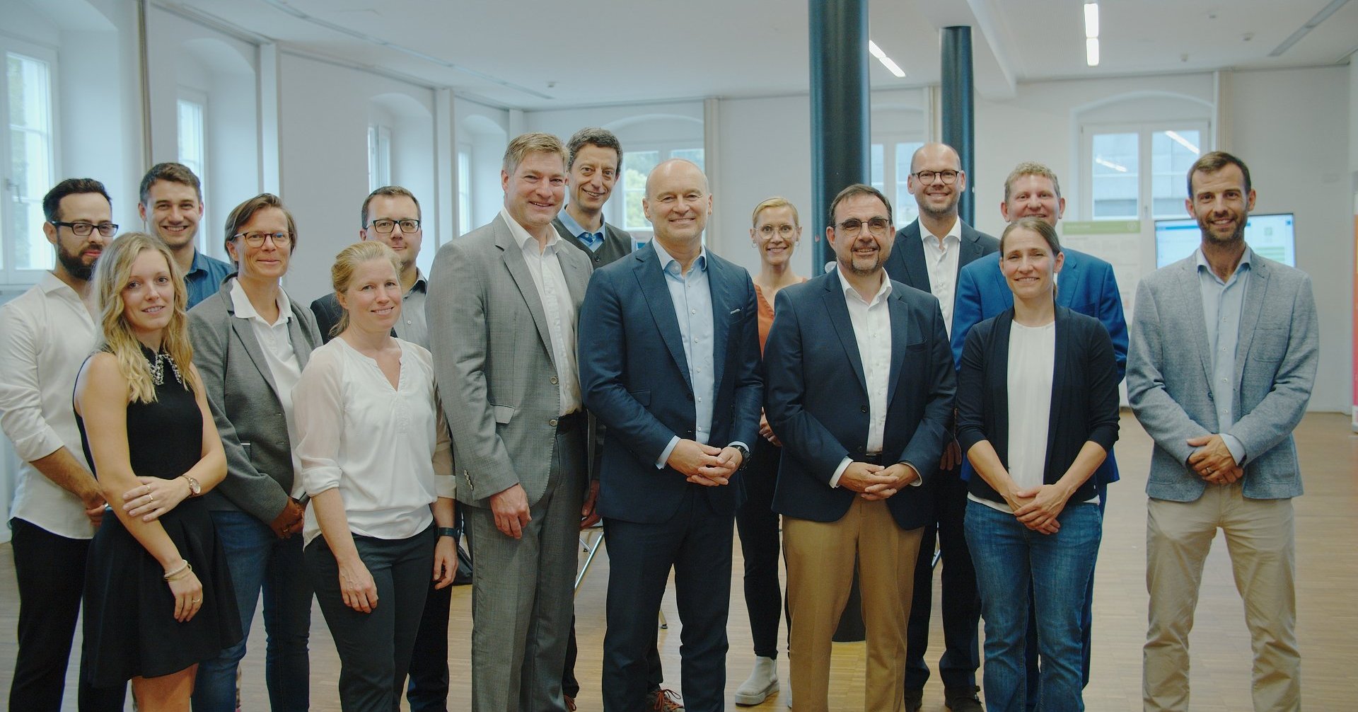 Staatsminister Klaus Holetschek besucht die THA