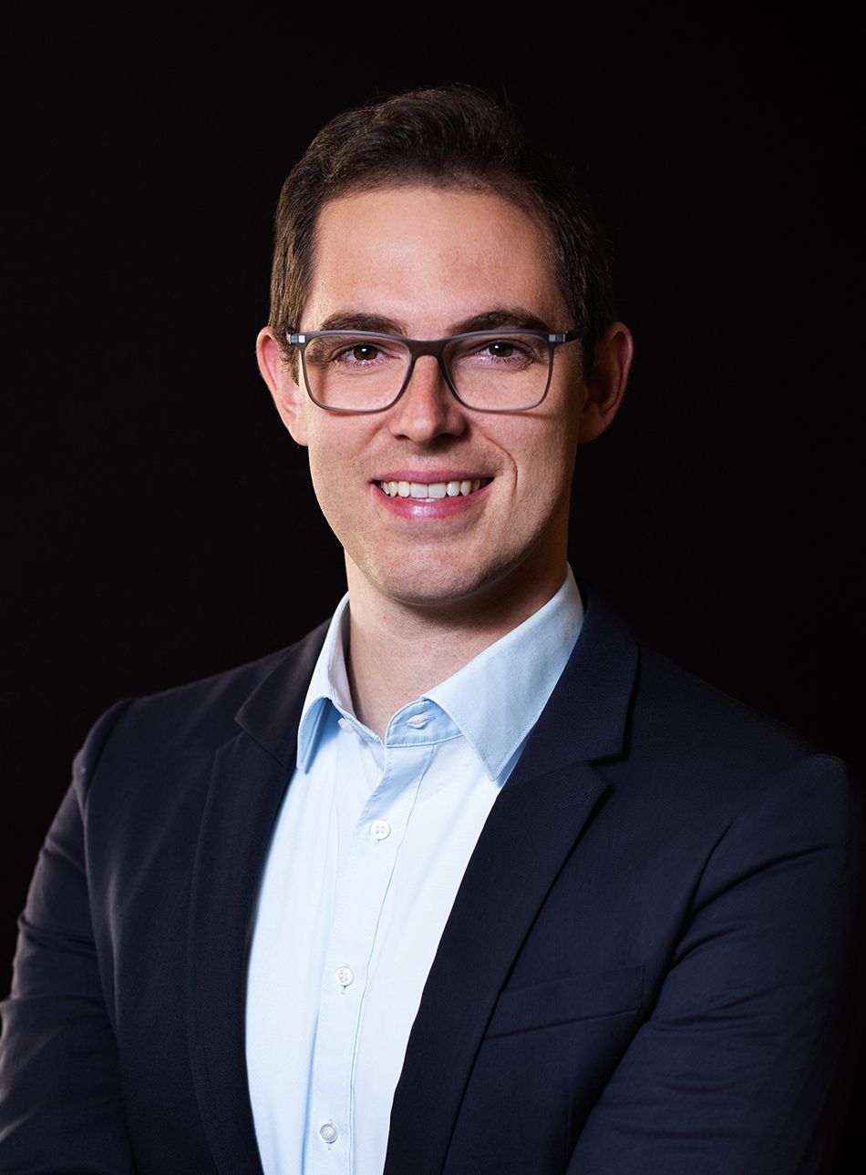 Prof. Dr. Maximilian Freyenfeld Prof. Dr. Maximilian Freyenfeld