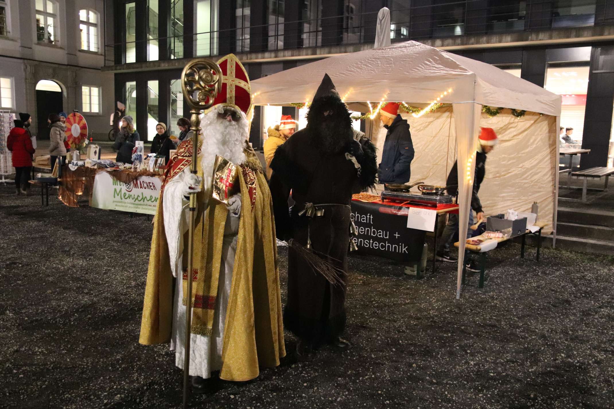 Nikolaus und Krampus