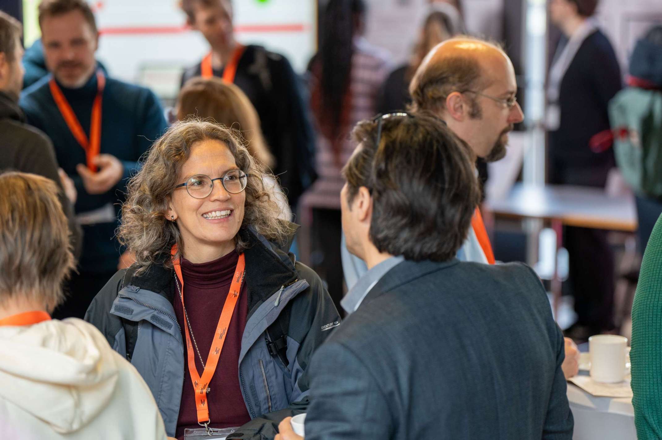 Netzwerken im Foyer