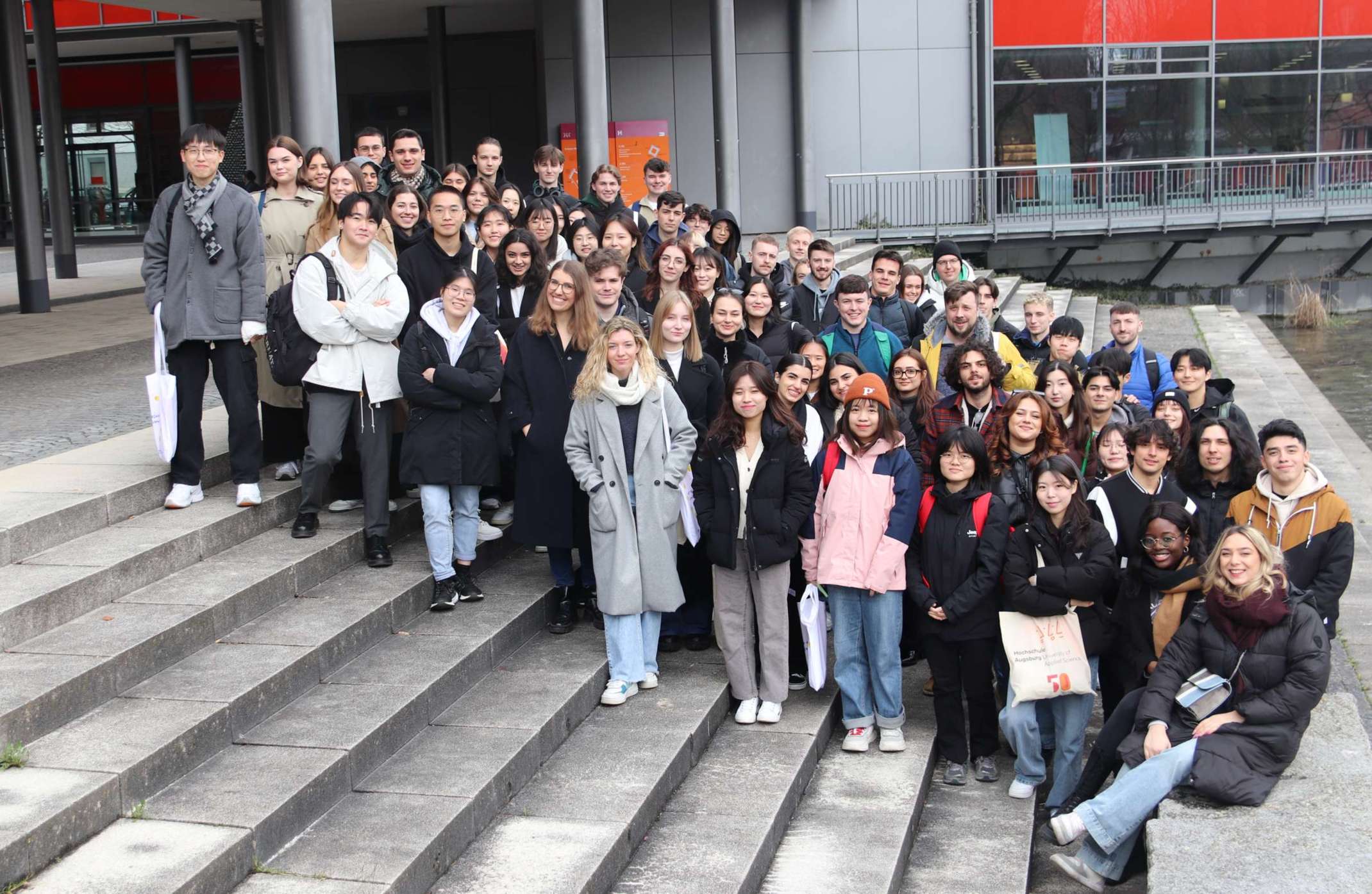 Gruppenfoto der internationalen Studierenden