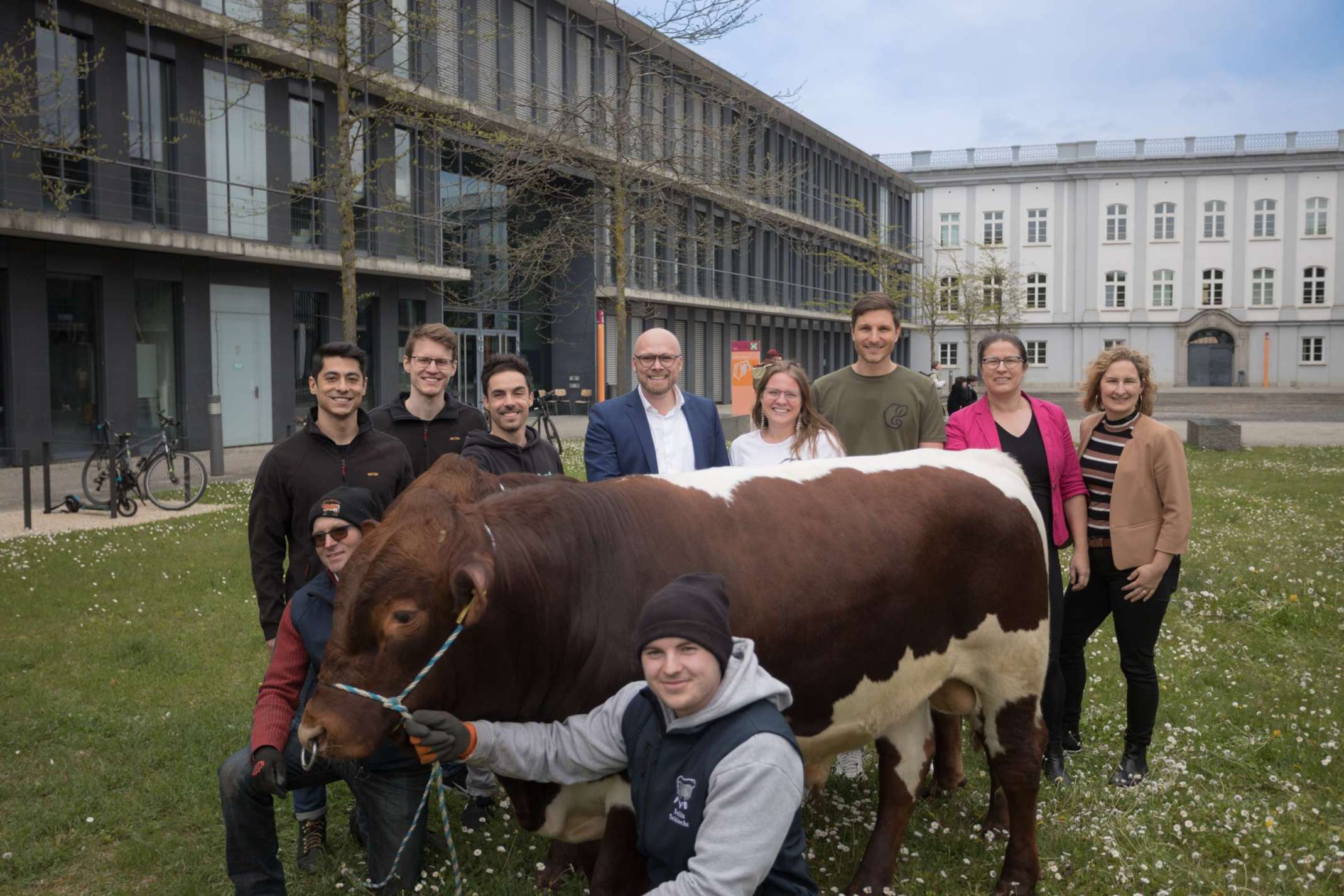 Startups NKTEK, FarmAct und Raingers mit Staatsminister Mehring und Landstagsabgeordnete Stephanie Schuhknecht Marina Jakob. 