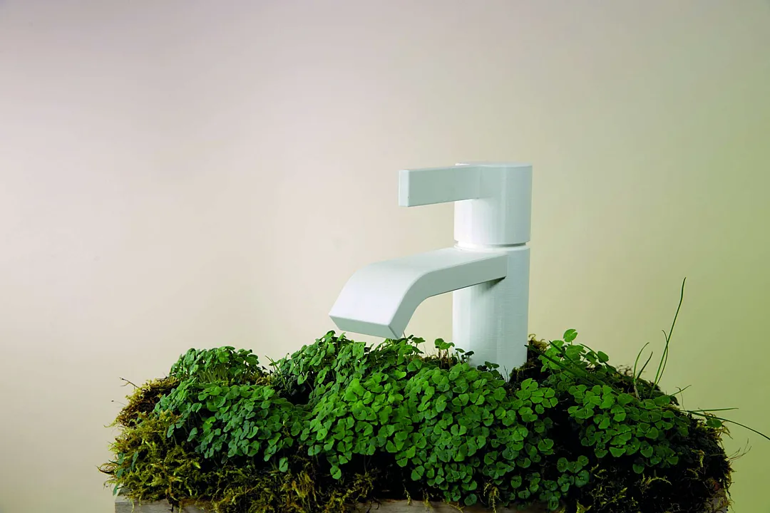 Eco Arc - Plants in bathroom module
