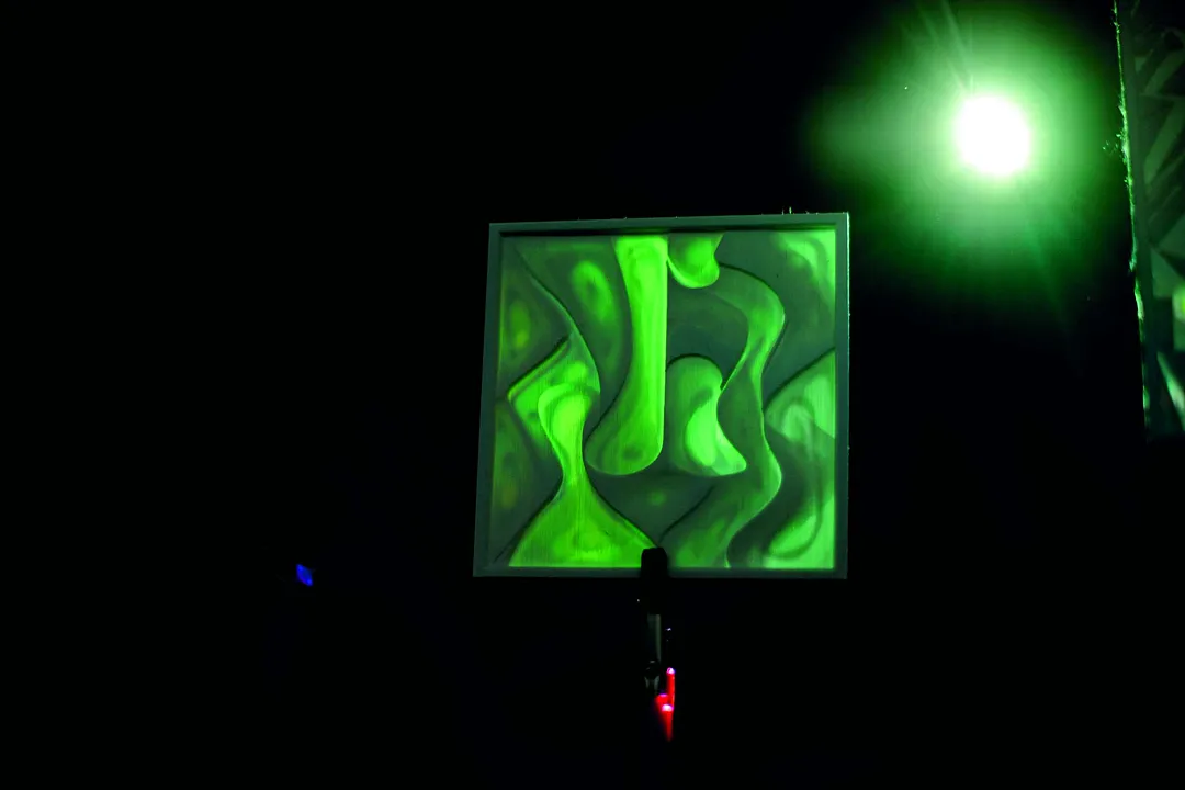 Living Tiles - AI-generated forms
