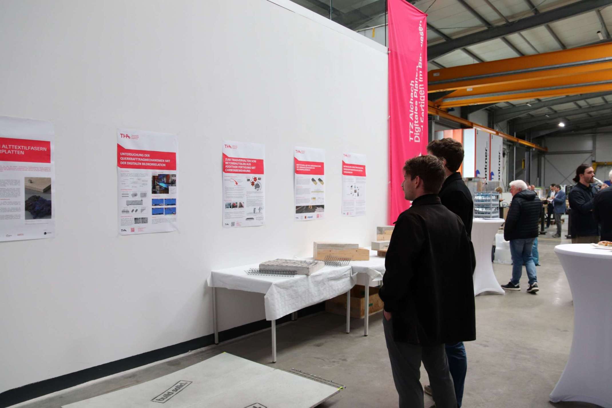Poster und Modelle informierten über aktuelle Forschungsprojekte am TTZ Aichach Poster und Modelle informierten über aktuelle Forschungsprojekte am TTZ Aichach