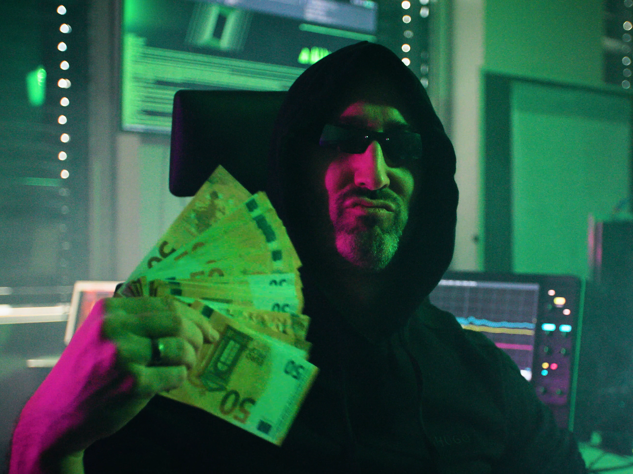 Prof. Merli als MC BlackHat Prof. Merli als MC BlackHat
