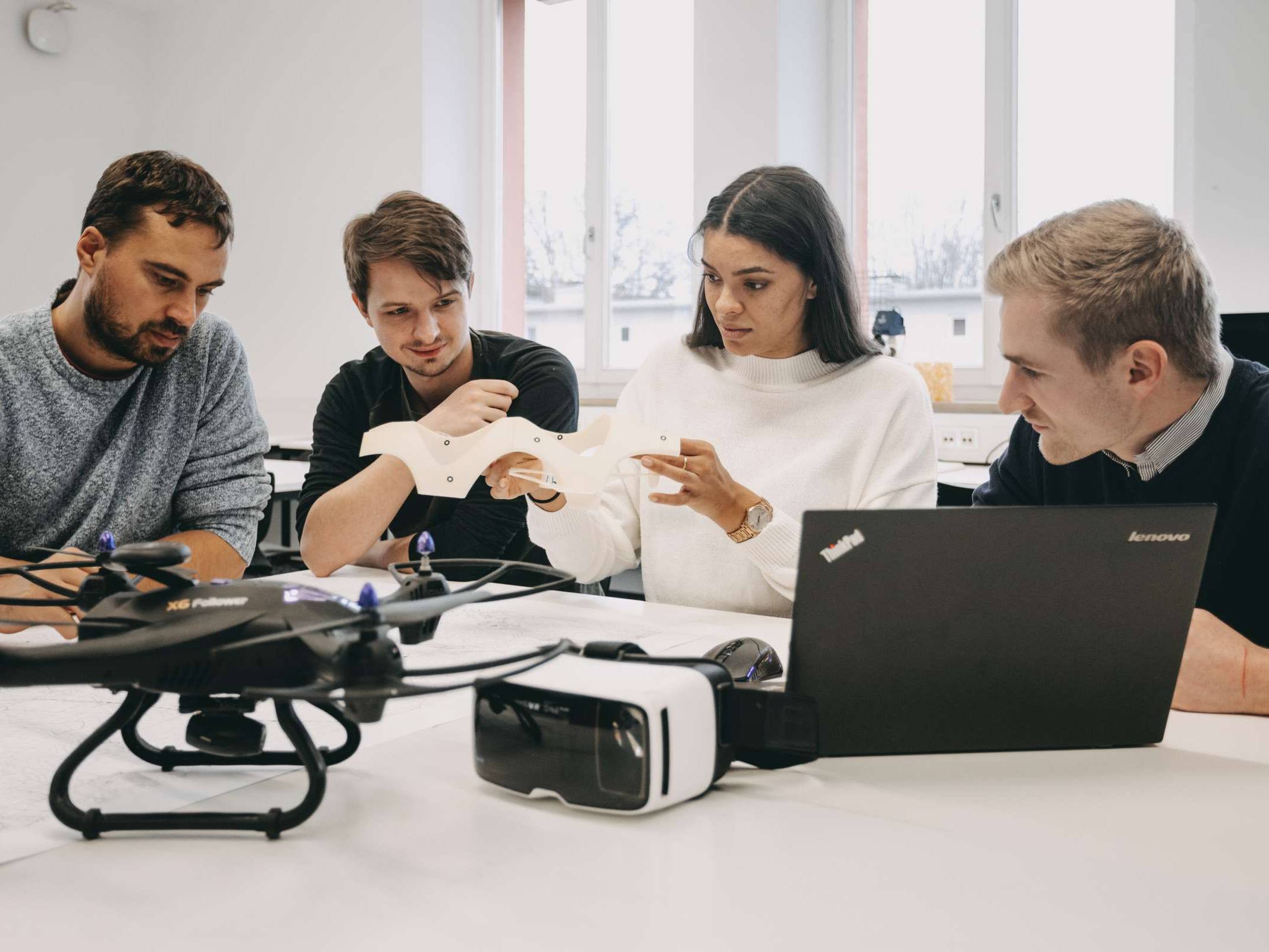 Studierende in der Fakultät für Architektur und Bauwesen.