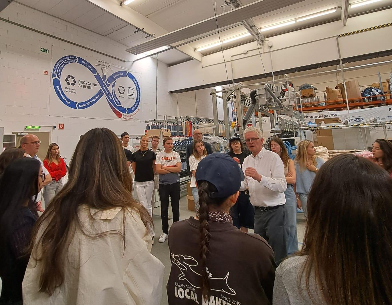 Besuch im Recycling Atelier