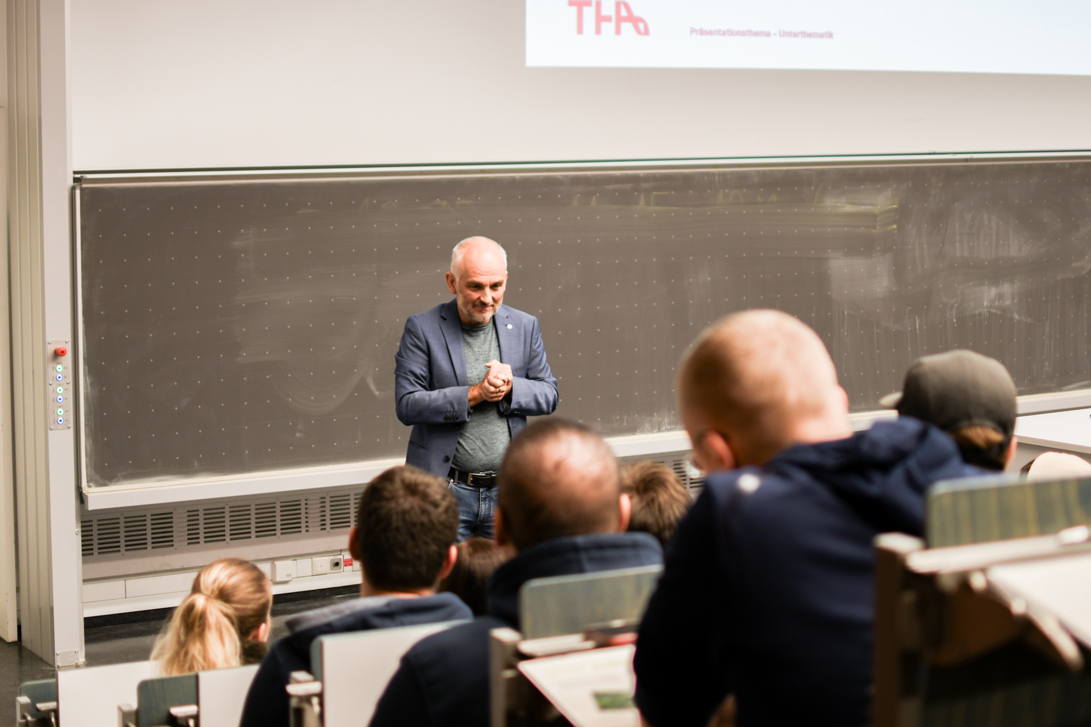 Prof. Weigand