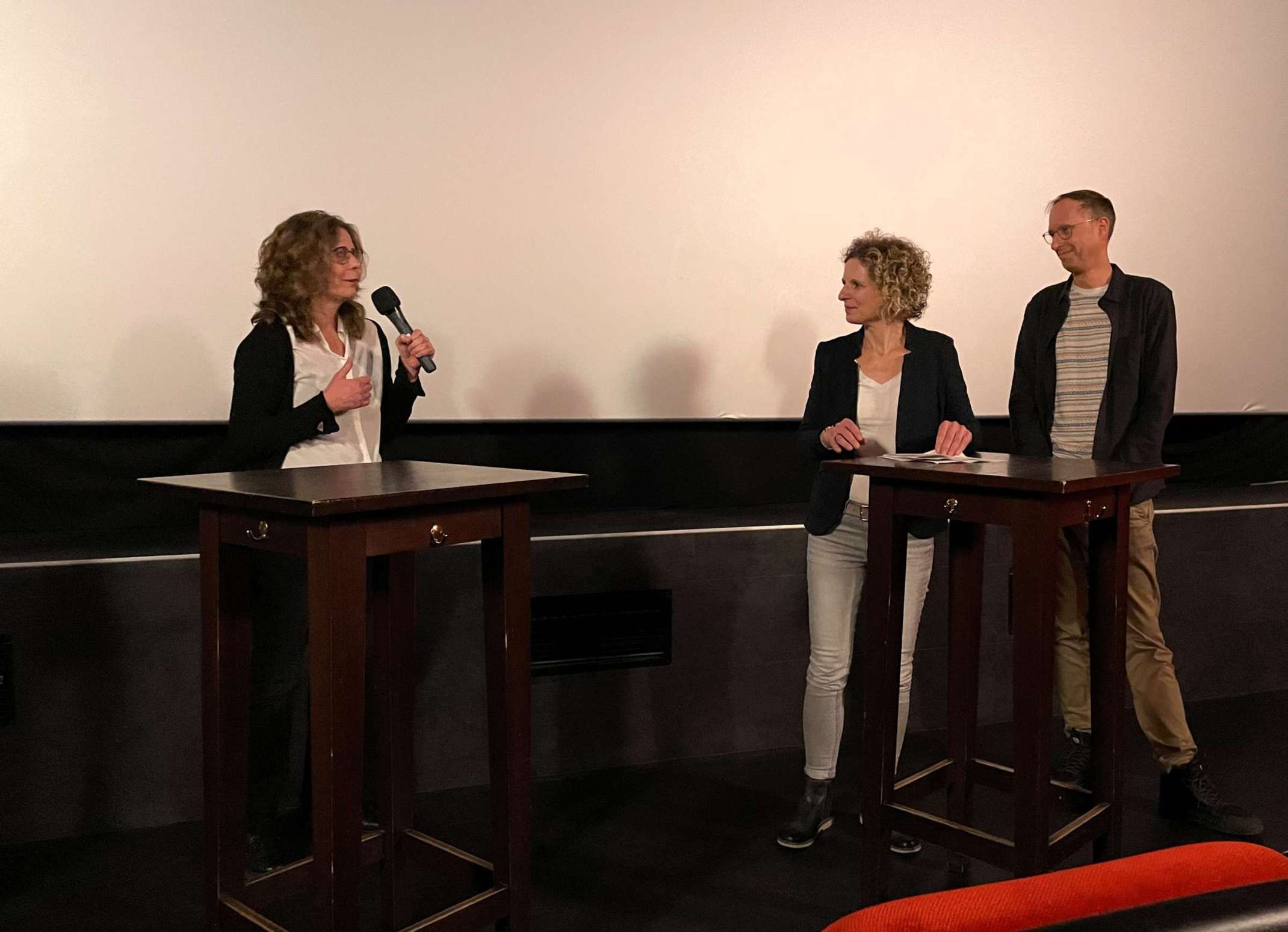 Dr.in Inga Wischmeier, Prof.in Dr.in Nicole Klinkhammer, Daniel Abma im Gespräch Dr.in Inga Wischmeier, Prof.in Dr.in Nicole Klinkhammer, Daniel Abma im Gespräch