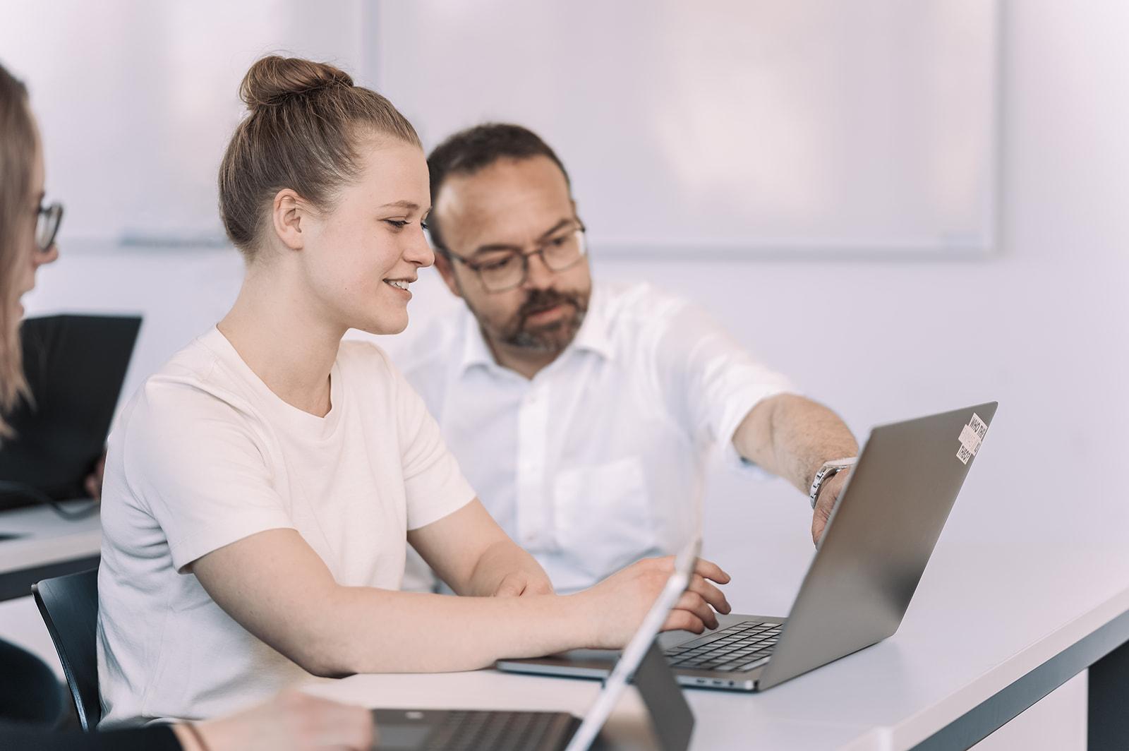 Weiterbildungs-Infowoche THA_akademie Weiterbildungs-Infowoche THA_akademie