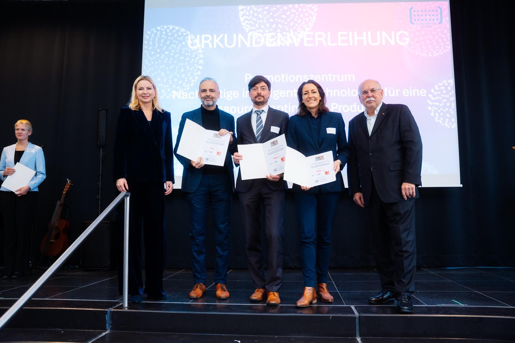 Urkundenverleihung NITRO Urkundenverleihung NITRO