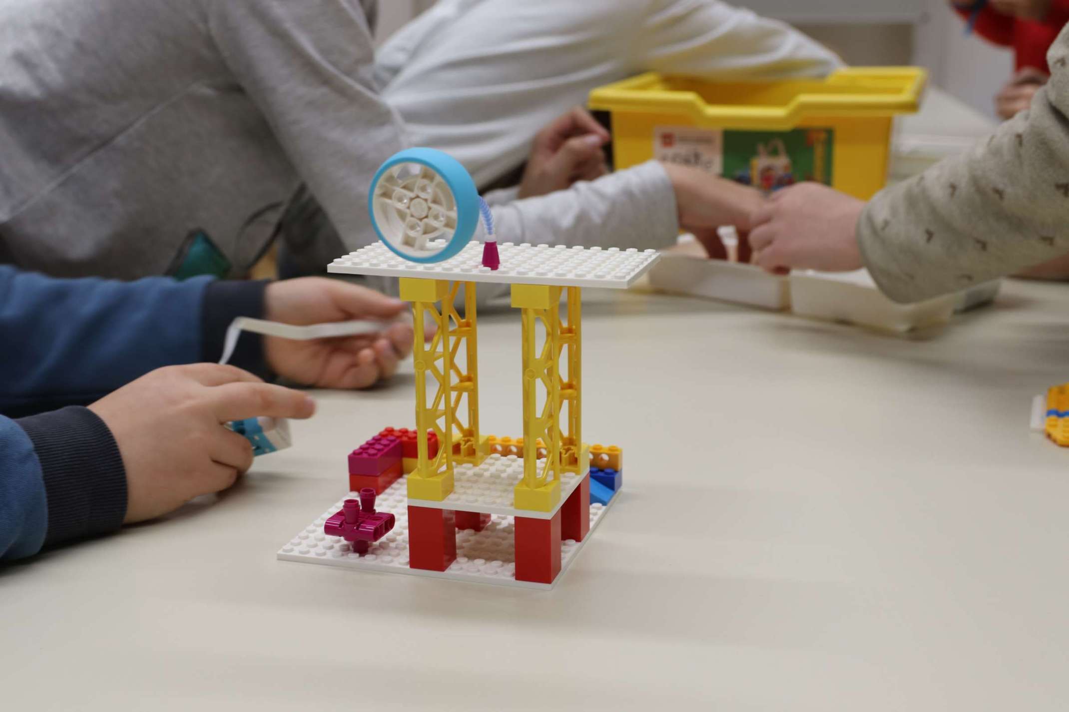 MINT-Förderung: bunter Konstruktions- und Programmierspaß im Grundschulunterricht. 