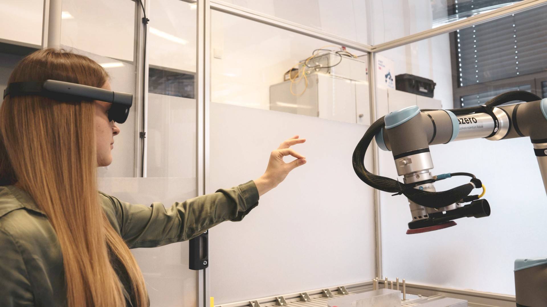 Steuerung eines Cobots über Gesten
