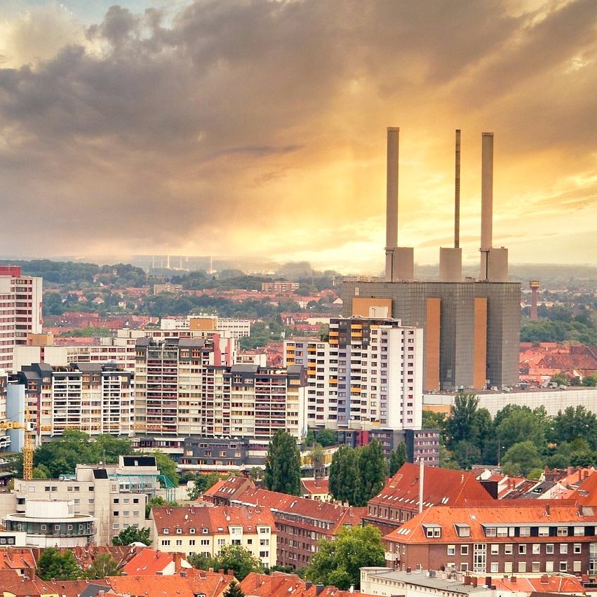Potenziale der Wärmeversorgung durch Abwärme im Stadtraum? Das Ihmezentrum Hannover