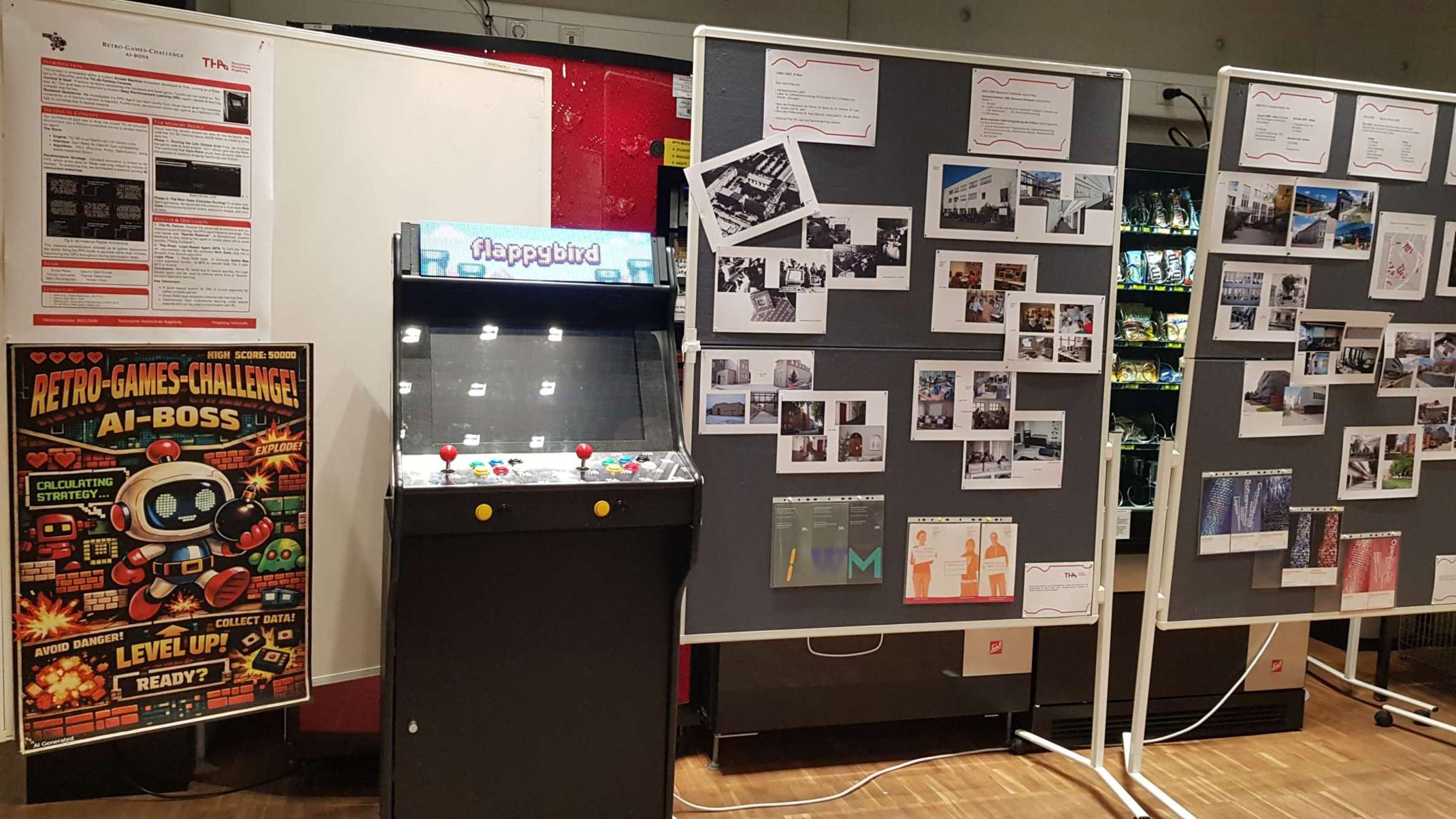 Ausstellung Back2PAST @ THA Informatik