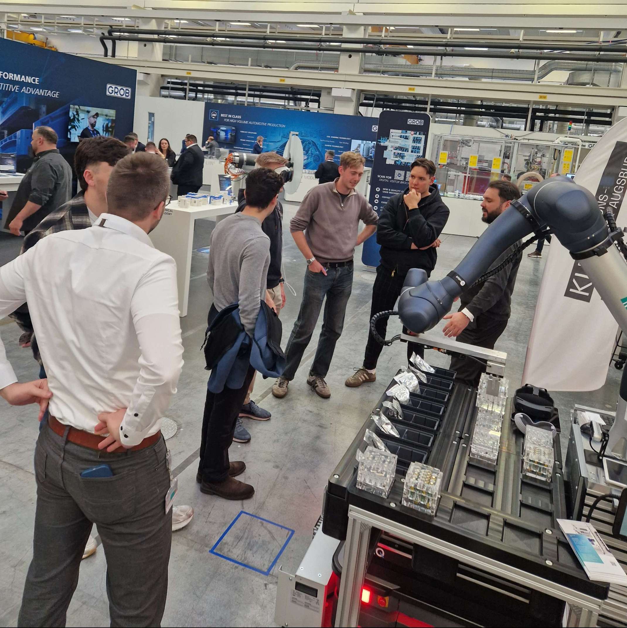 KI-Produktionsnetzwerk auf der GROB-Hausmesse 2026