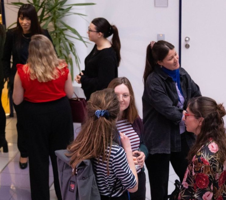 HerVenture Teams im Austausch