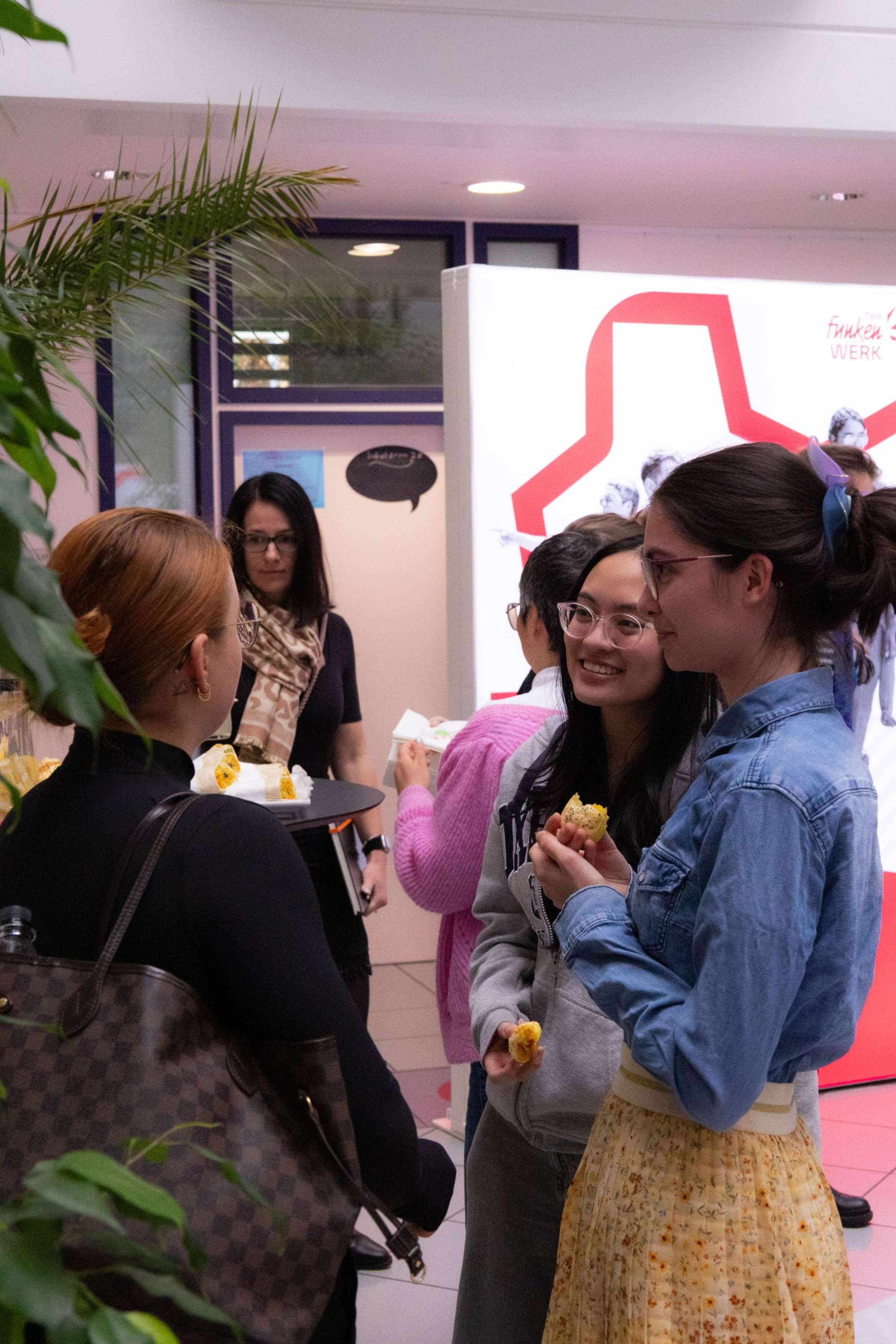 HerVenture Teams im Austausch