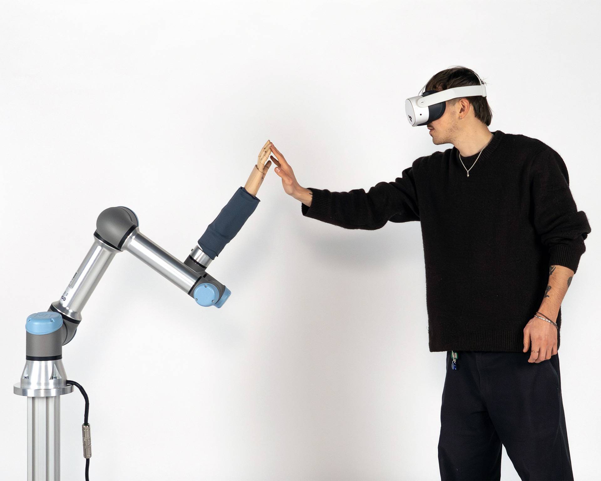 InTouch (2025) – Kevin Welz & Leon Gunsilius