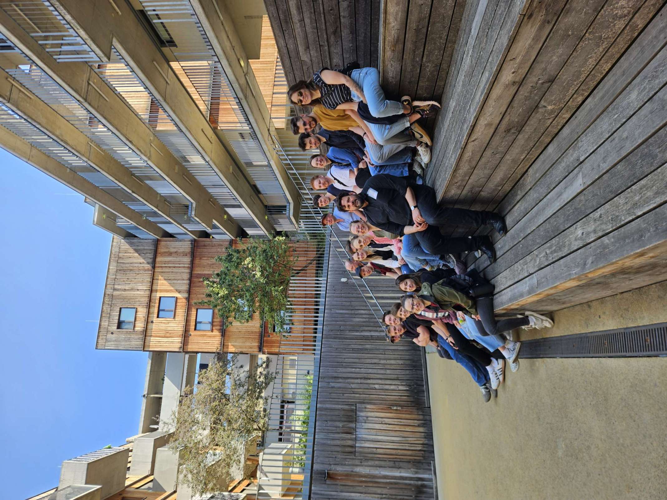 Die Studiengruppe Holzbau JG25 auf Exkursion in Wien. Foto: Wolfgang Huß.