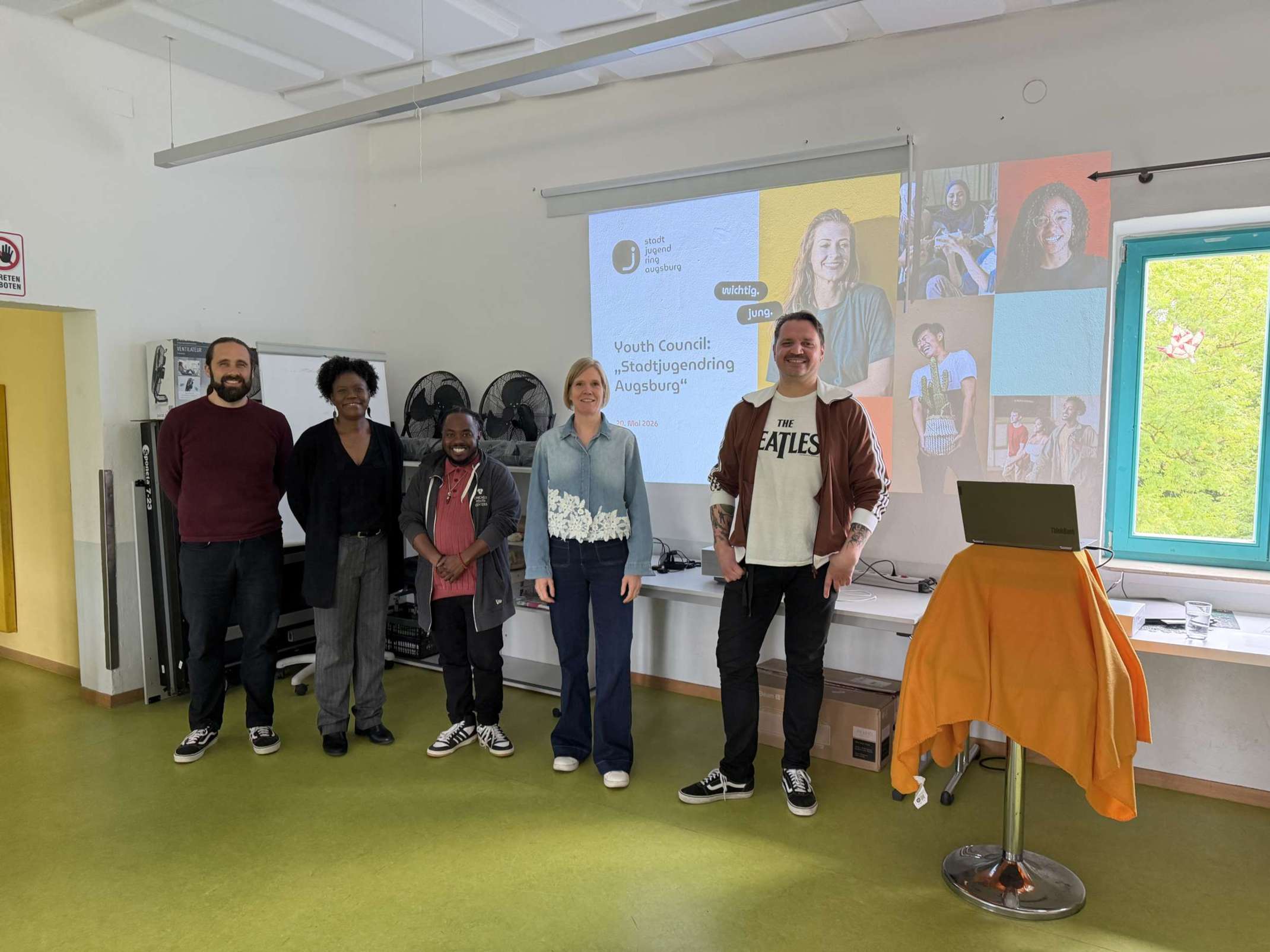 Die Referierenden beim Stadtjugendring Augsburg Die Referierenden beim Stadtjugendring Augsburg