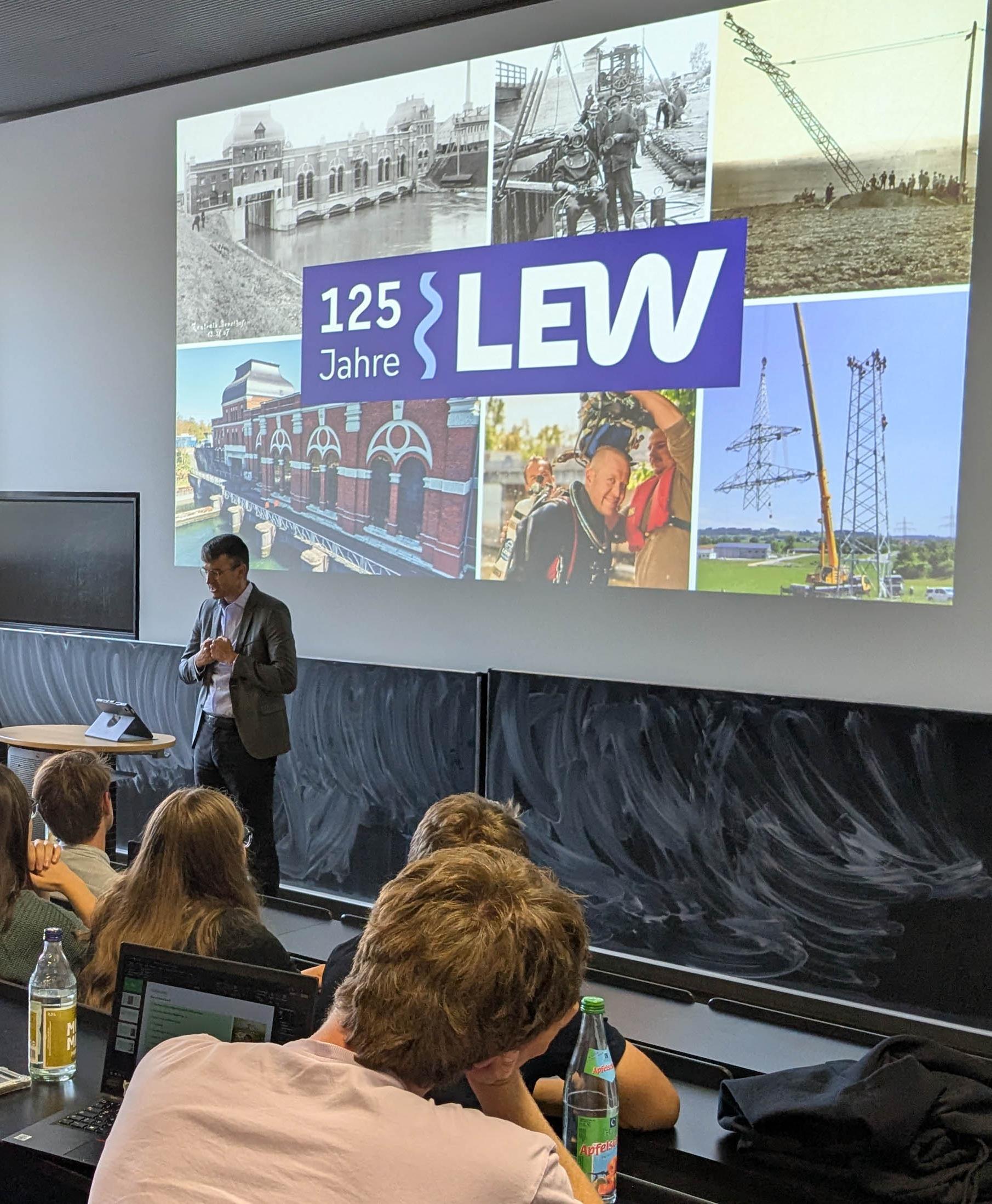 Dr. Johann Schwenk, Leiter LEW Unternehmensstrategie, Digitalisierung und Innovation
