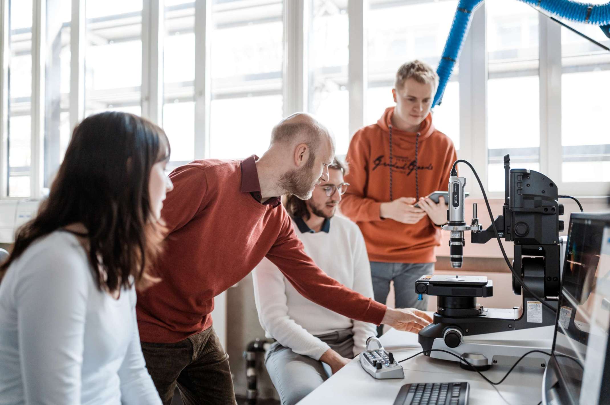 Studierende in der Fakultät für Maschinenbau und Verfahrenstechnik. Foto: hoch3media Studierende in der Fakultät für Maschinenbau und Verfahrenstechnik. Foto: hoch3media
