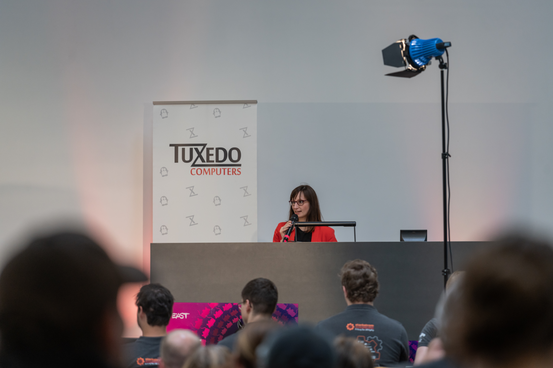 Annika Litzel Annika Litzel